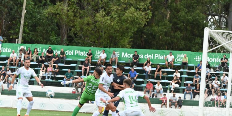 Montevideo City Torque venció 2 a 0 a Plaza Colonia en el Juan Prandi