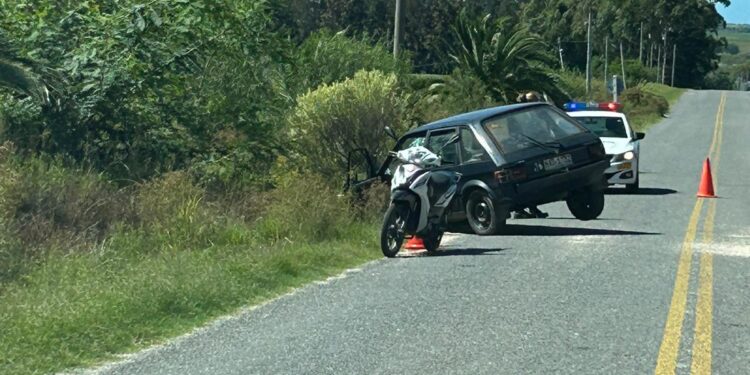 Despiste de vehículo con lesionado leve en calle Armonía Somers