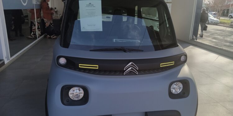Presentación de remodelación y Test Drive en comercio emblemático de Colonia