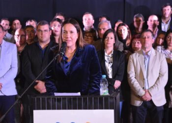 María de Lima se reunió con su equipo en Colonia