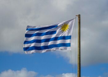 Nuestro himno nacional entre los mejores del mundo