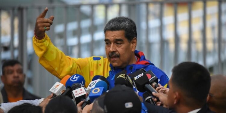Maduro ordenó expulsión de Embajadores de Uruguay y de otros países de la región