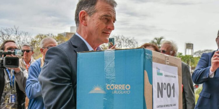 «Hay esperanza para más de un millón de uruguayos que están en el clearing»