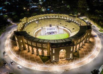 El impacto de la Plaza de Toros como pilar del desarrollo turístico en Colonia