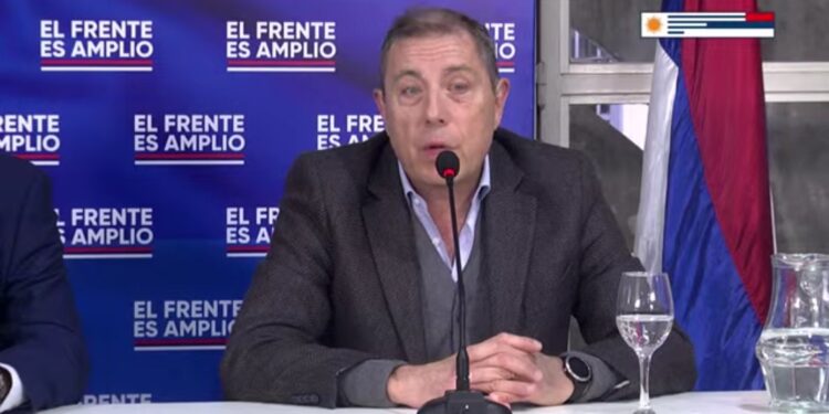 Oddone insiste en desindexar los salarios; Sánchez se opone y dijo «Es una propuesta personal»