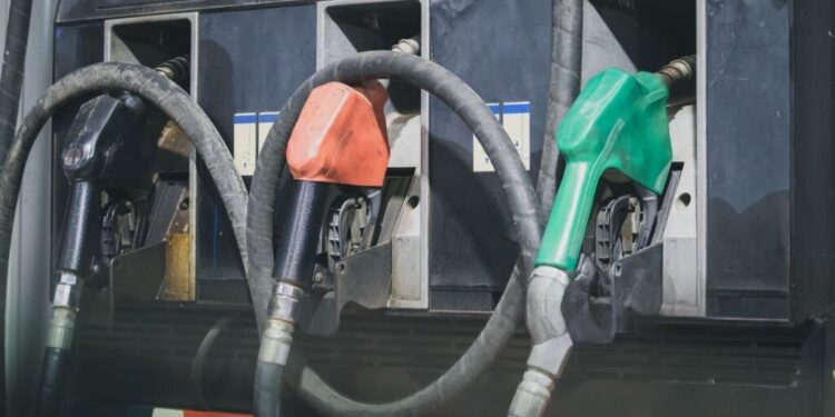 Nuevos precios de combustibles que rigen a partir de abril