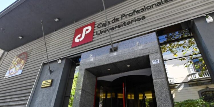 Caja de Profesionales, contadores y demás gremiales proponen alternativa viable: ampliar la base de aportantes