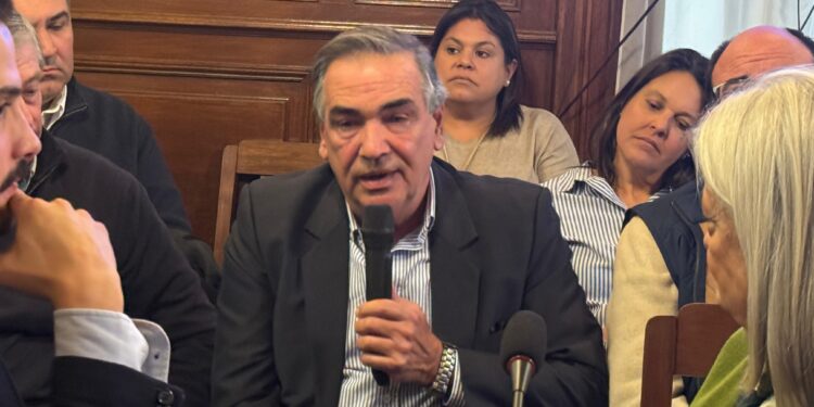 Directorio del Partido Nacional recibe a todos los Intendentes electos del país