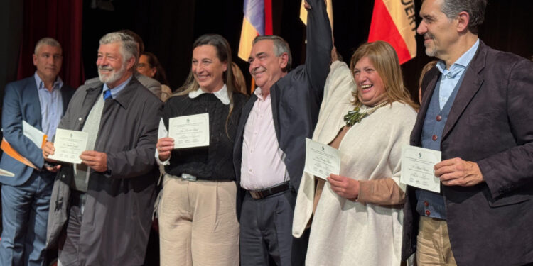 Ceremonia de Proclamación en Colonia: Guillermo Rodríguez y nuevos ediles a la Junta Departamental