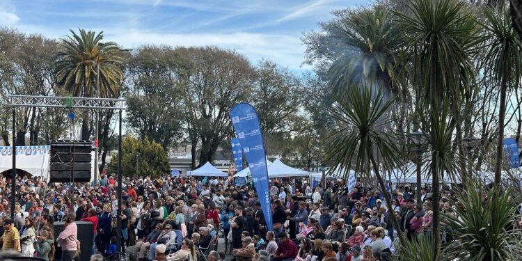 Éxito total la Fiesta Nacional del Chocolate de Nueva Helvecia