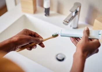 Colgate Total Clean Mint bajo la lupa: Uruguay suspende su venta tras alerta regional