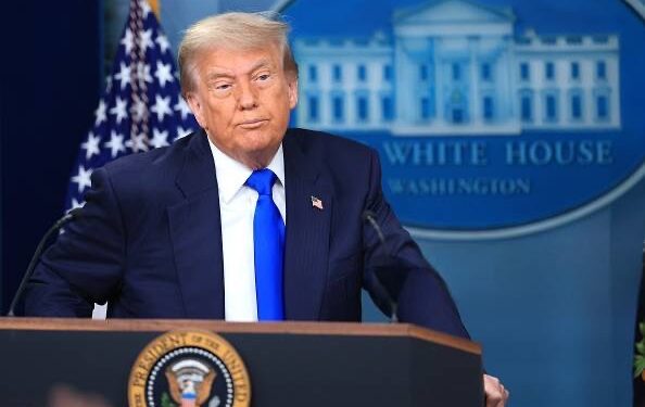Trump impone arancel del 50% a las importaciones brasileñas