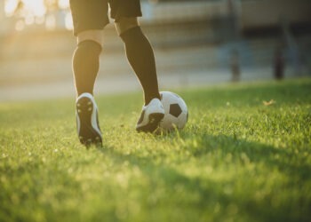 Mónica Da Silva hace historia: primera mujer en dirigir un equipo masculino de AUF