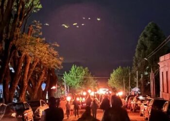 La Paz celebró su 167° aniversario con la Marcha de las Antorchas