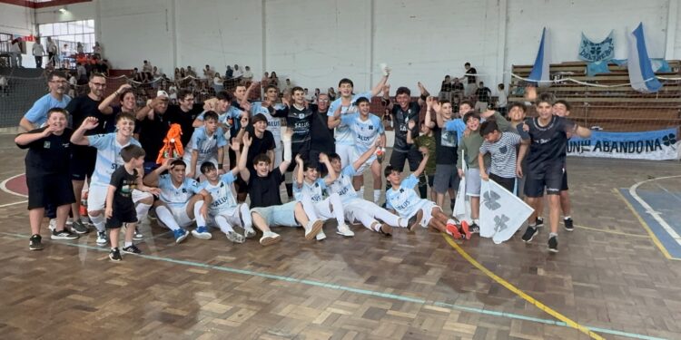 Old Christians Sub-17 se clasifica a la final del Campeonato Uruguayo de Fútbol Sala de AUF: «Estamos en un Camino de Éxito»
