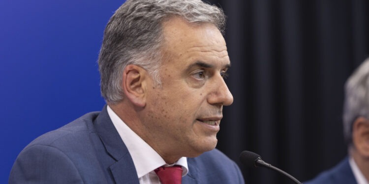 El presidente Orsi generó polémica al señalar que la gestión de Bukele es un ejemplo en materia de seguridad