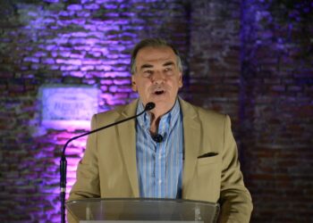 Brindis de Fin de Año en Colonia: Celebración y nuevos desafíos