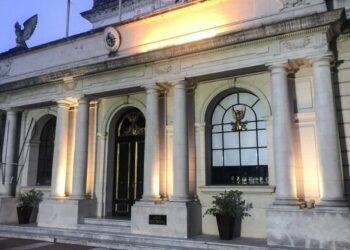 De cobrar la partida a objetarla: acusan “demagogia” en el Frente Amplio