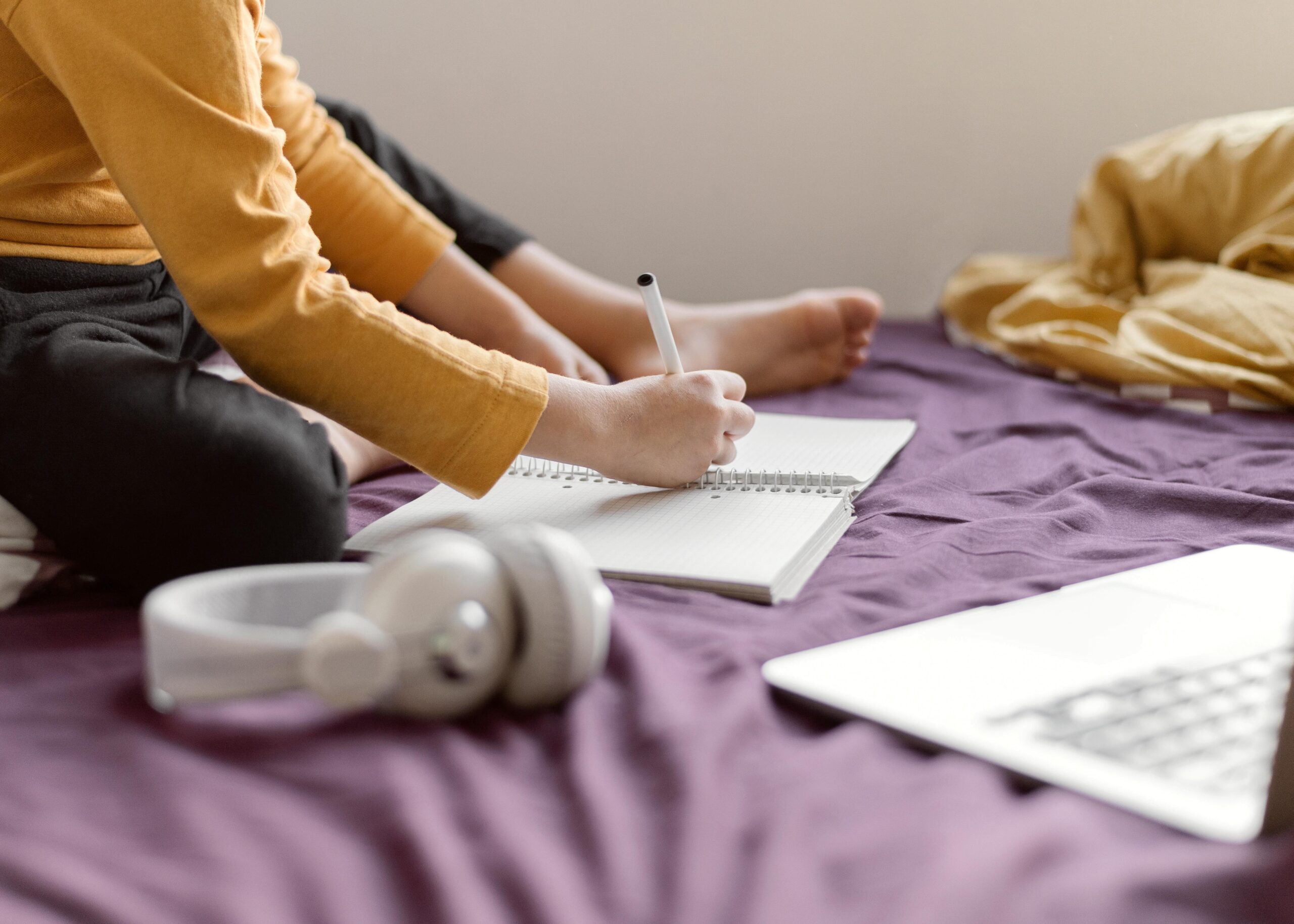 Becas de alojamiento para estudiantes colonienses: Inscripciones abiertas para residencias en Colonia y Montevideo