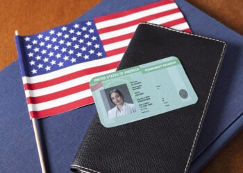 Estados Unidos congela visas de inmigrante: Uruguay en la lista y en alerta diplomática