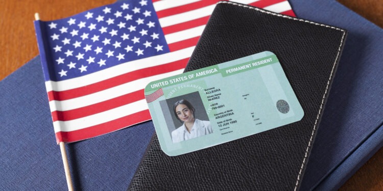 Estados Unidos congela visas de inmigrante: Uruguay en la lista y en alerta diplomática