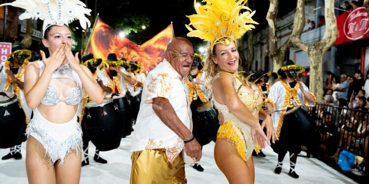 Colonia celebra el regreso del concurso de Llamadas