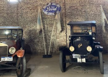 Riachuelo se llenó de historia y motores en encuentro de coleccionistas