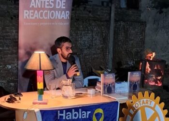 Prevención del suicidio: Jornada en Colonia puso el foco en la salud mental juvenil