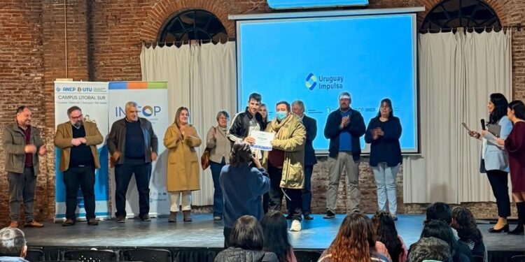 125 años de periodismo local: La historia viva de La Colonia