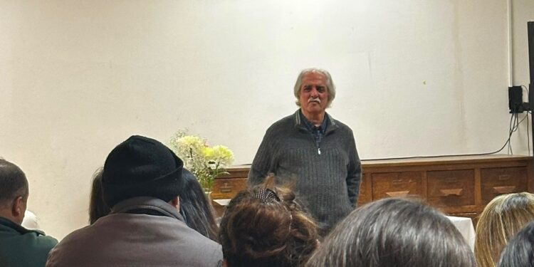 Ignacio Martínez participó en actividades de promoción de la lectura en Colonia