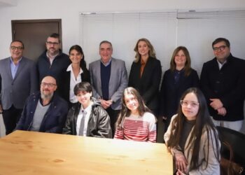 La Plaza de Toros suma una intervención artística dedicada a la celulosa