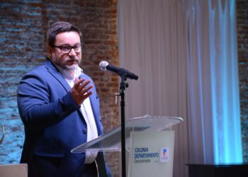 Un año después: Rodríguez busca consolidar un sello de gestión basado en obras, descentralización y cercanía