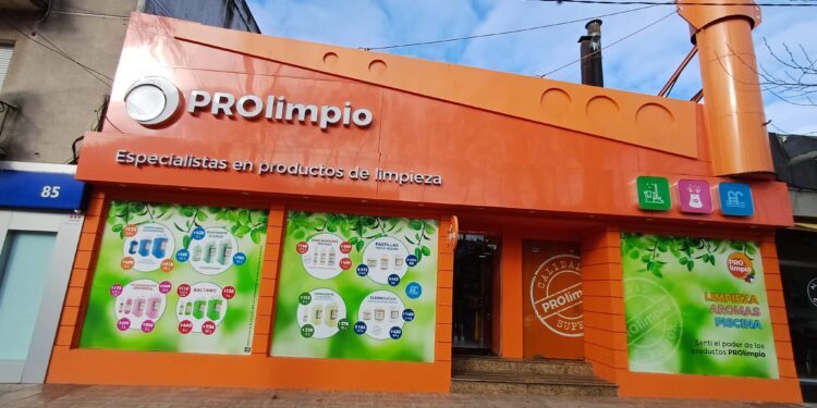 PROlimpio celebra su primer año de crecimiento en Colonia